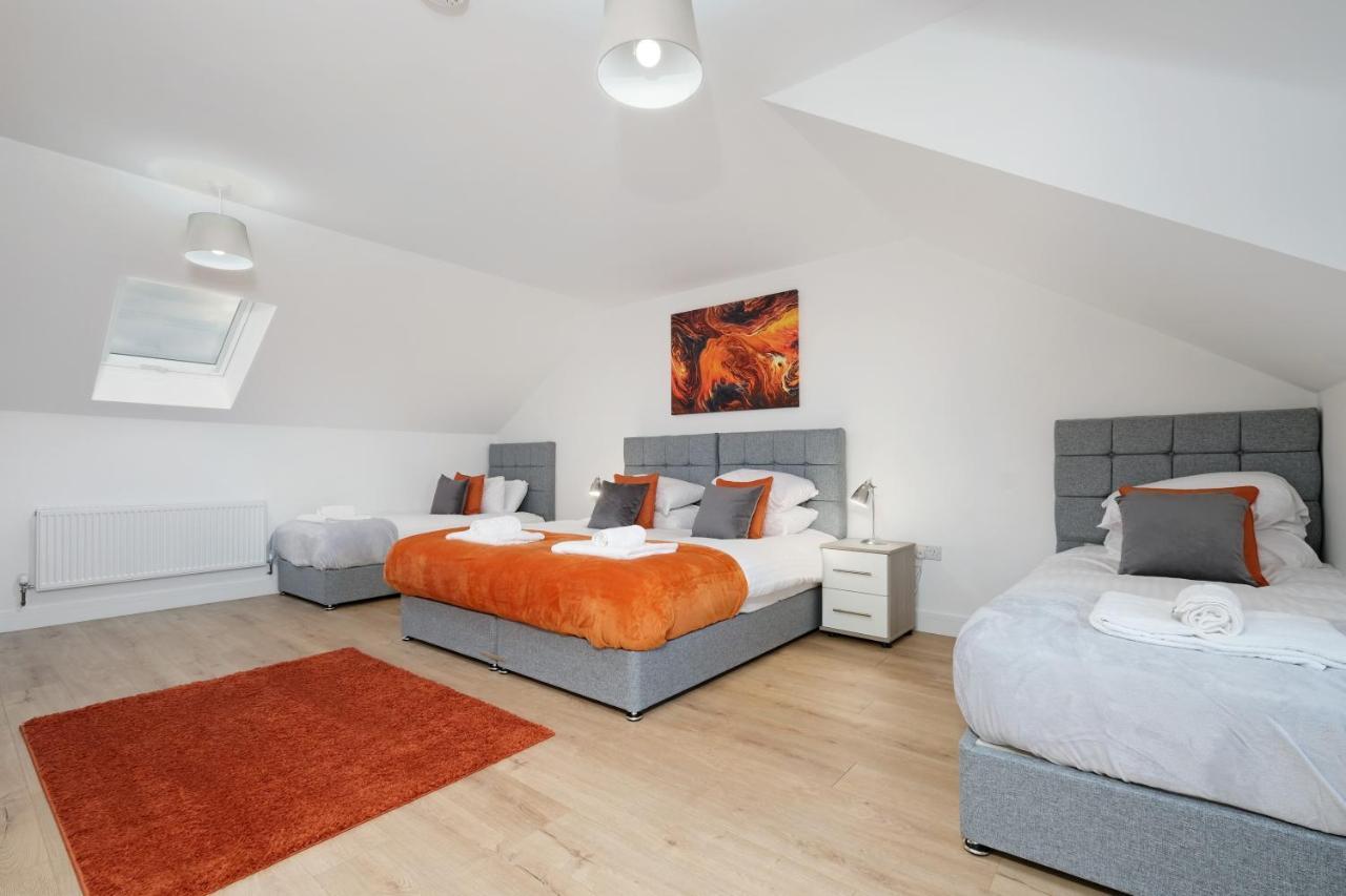 Pinewood Studios, Iver Slough Heathrow 1 & 2 Bedroom Apartments With Parking By Arista Living Exteriör bild